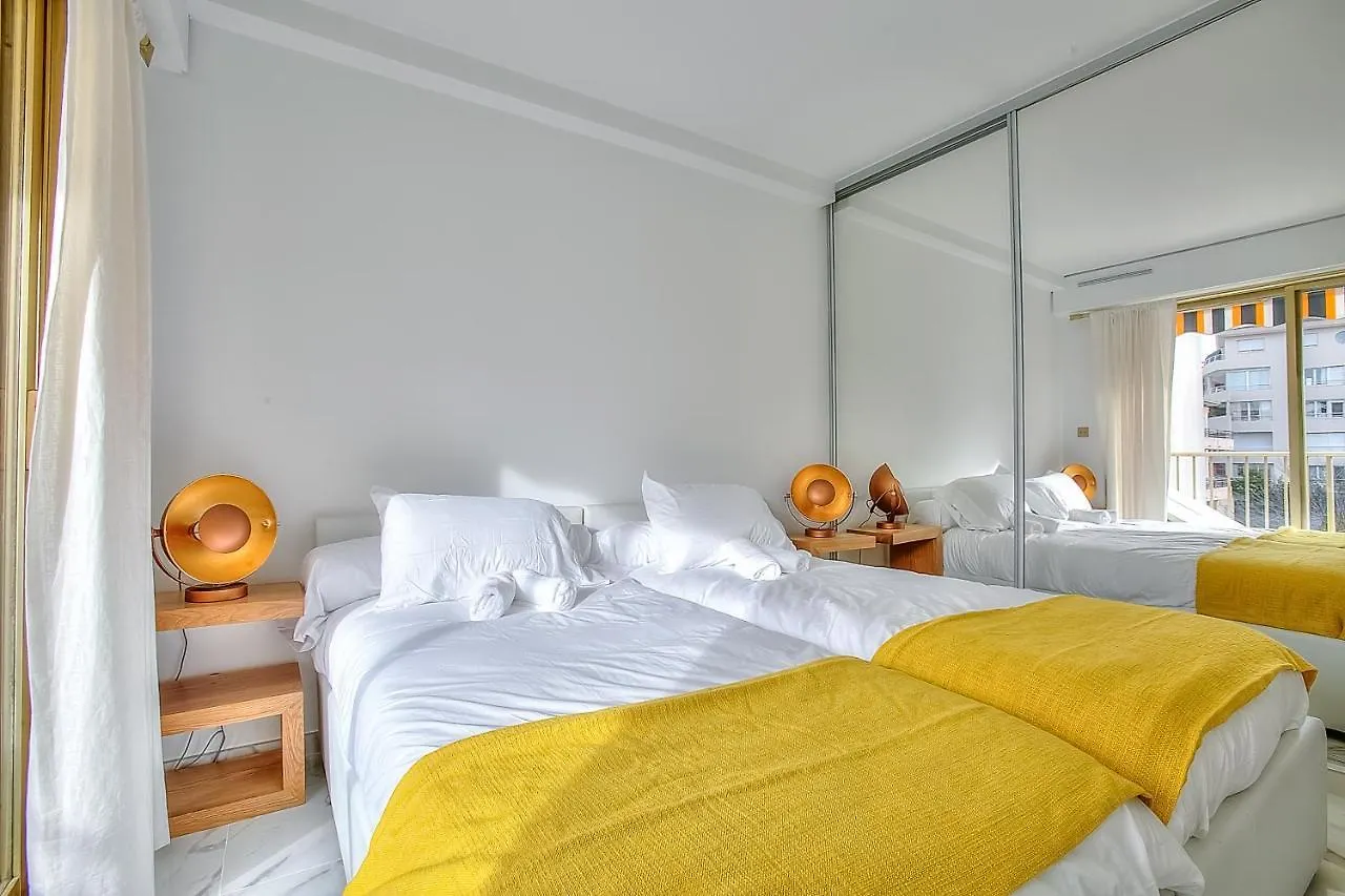 Luxury 4 Stars Apartment With 2 Terraces, Cannes Croisette