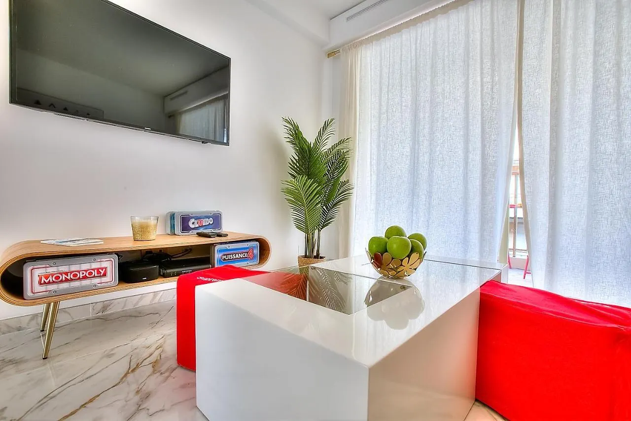 Luxury 4 Stars Apartment With 2 Terraces, Cannes Croisette