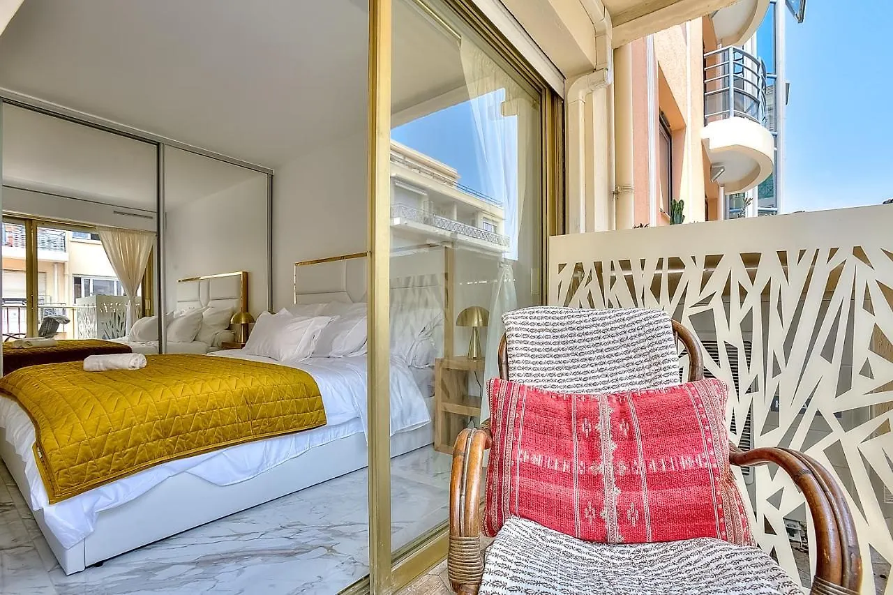 Luxury 4 Stars Apartment With 2 Terraces, Cannes Croisette France